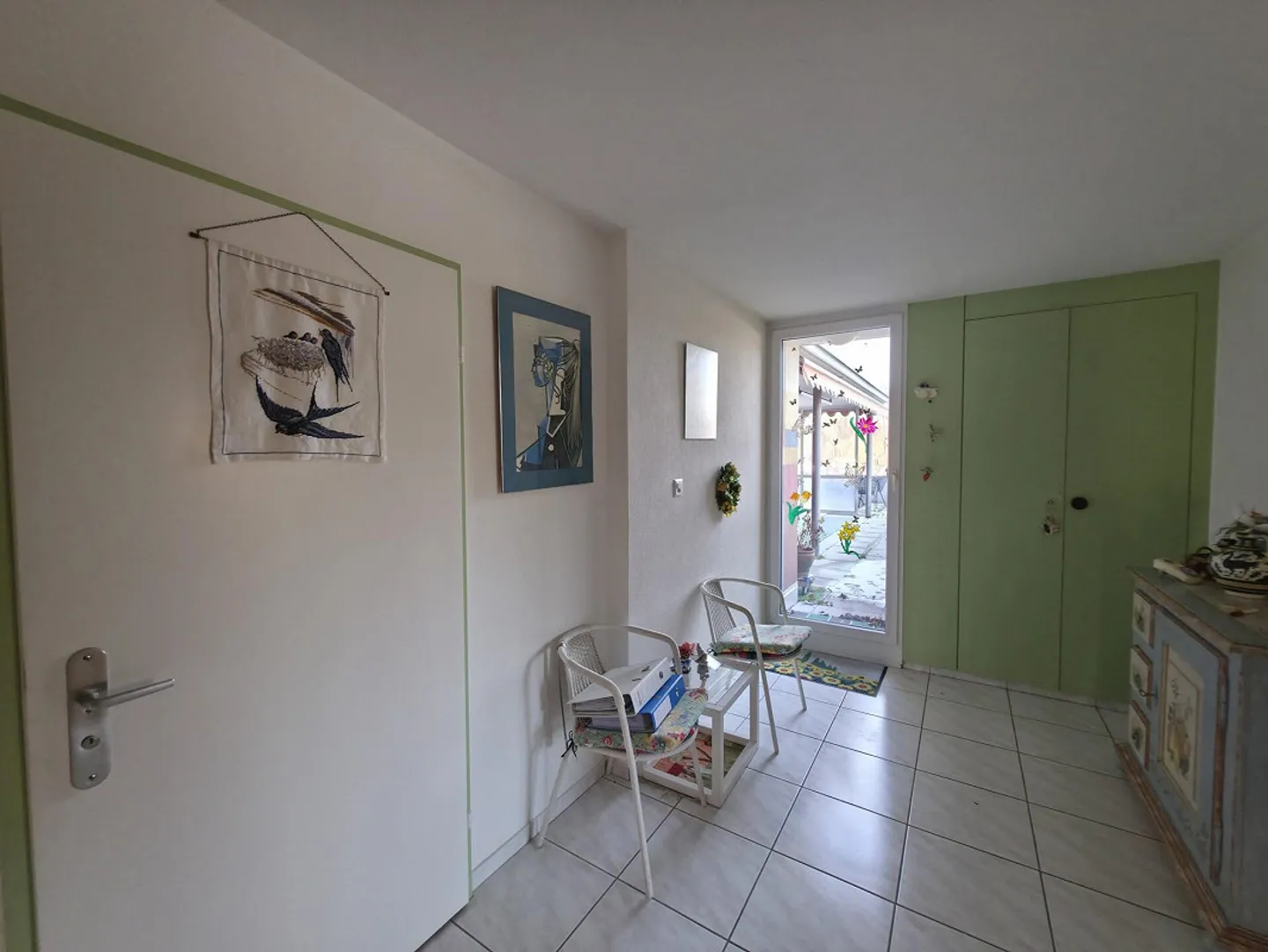 Dreamlike sun terrace with a view: Temporary living happiness in Dübendorf - Photo 4 of 17