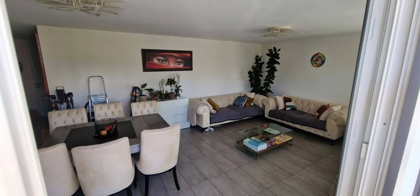 magnifico attico familiare di 4,5 locali di 100 m² - Foto 2 di 9