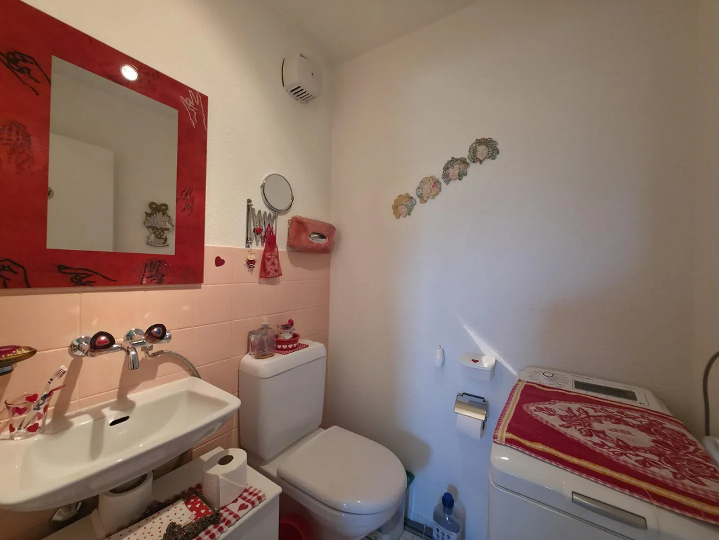 Dreamlike sun terrace with a view: Temporary living happiness in Dübendorf - Photo 9 of 17