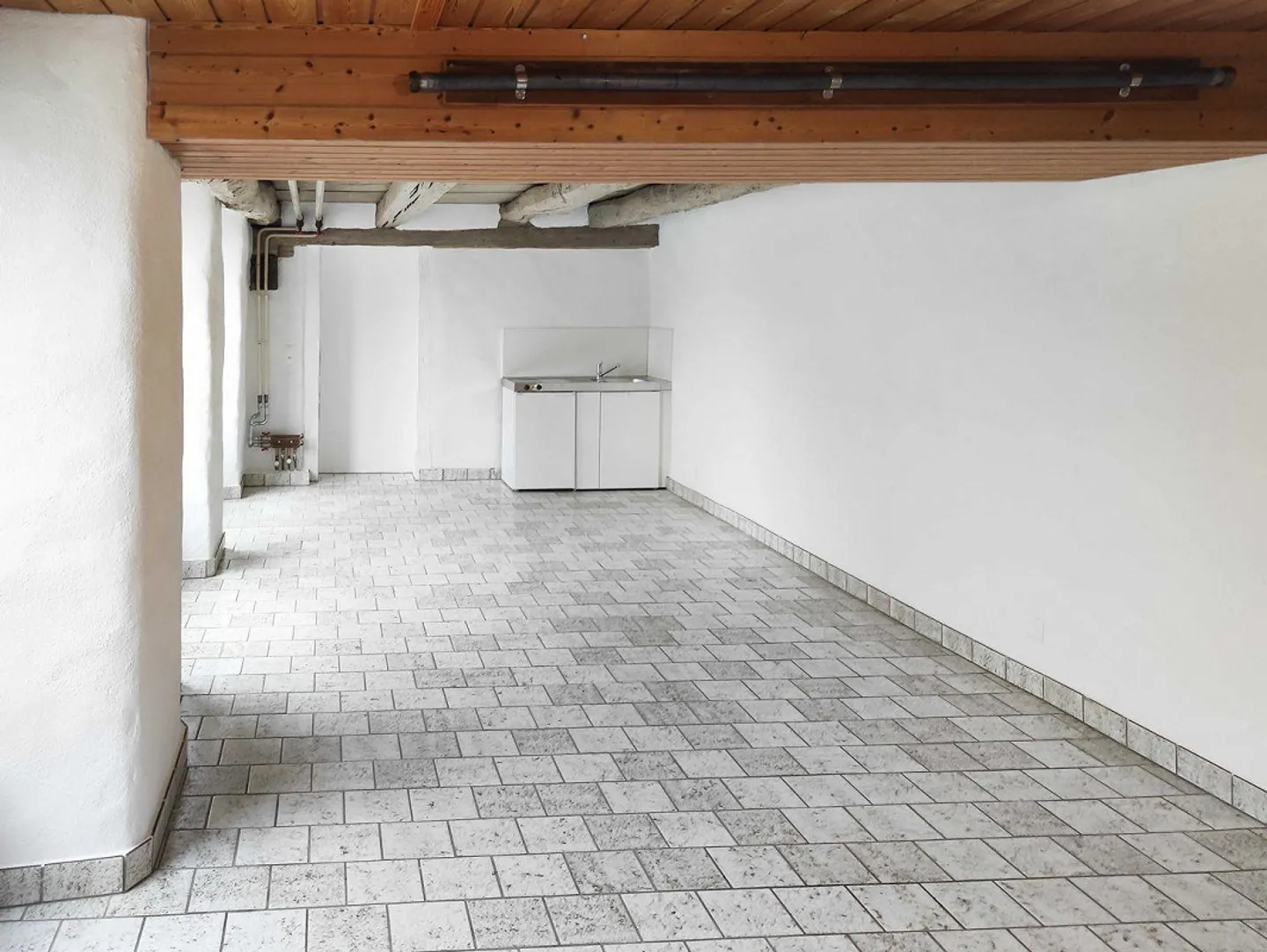 Atelier - Office Space - Photo 2 of 7