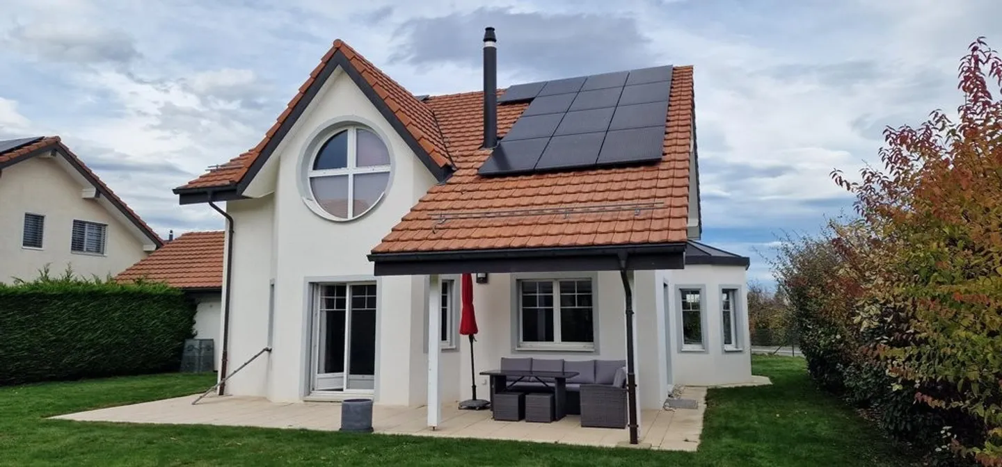 Belle villa individuelle de 6.5 pièces au coeur d'Echallens - Photo 1 sur 6