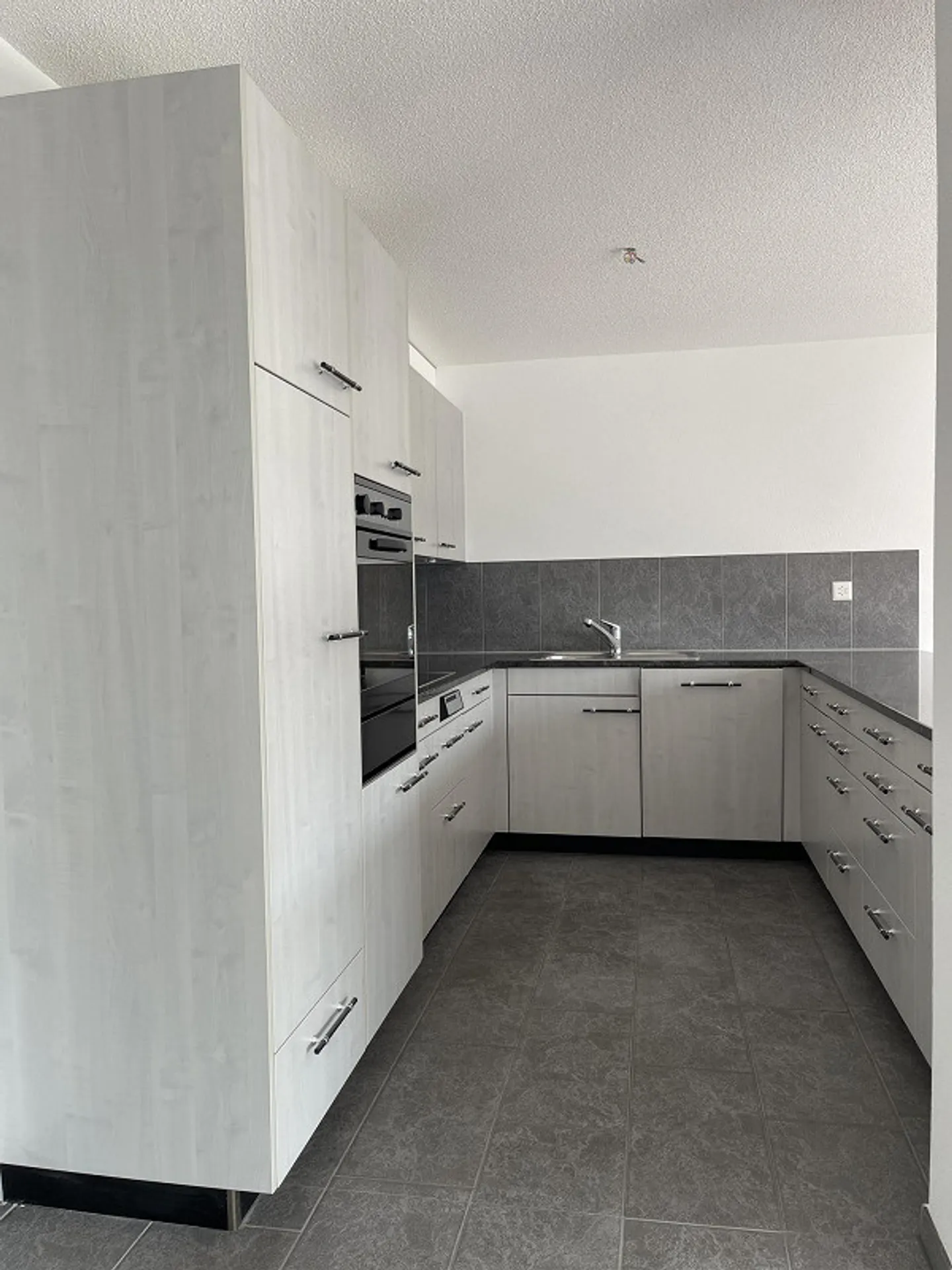 schöne, helle 4.5-Zimmer-Wohnung - Foto 5 von 14