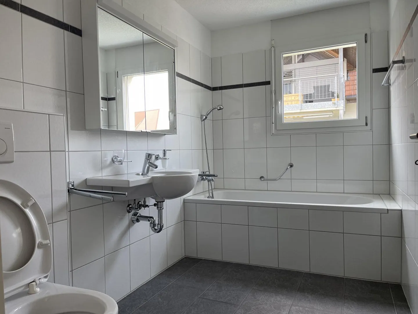 schöne, helle 4.5-Zimmer-Wohnung - Foto 10 von 14