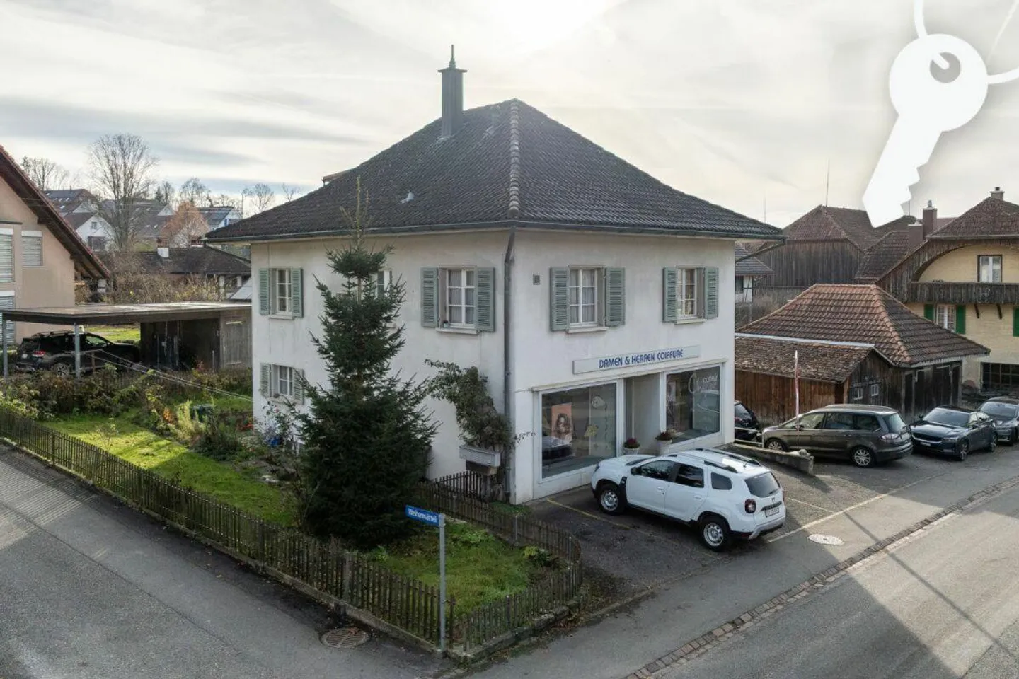 Charaktervolles Mischgebäude - Foto 1 von 18