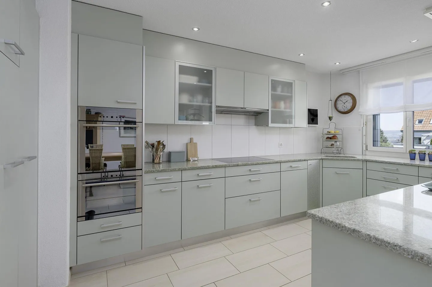The Complete Package for Comfortable Living - Photo 3 of 7