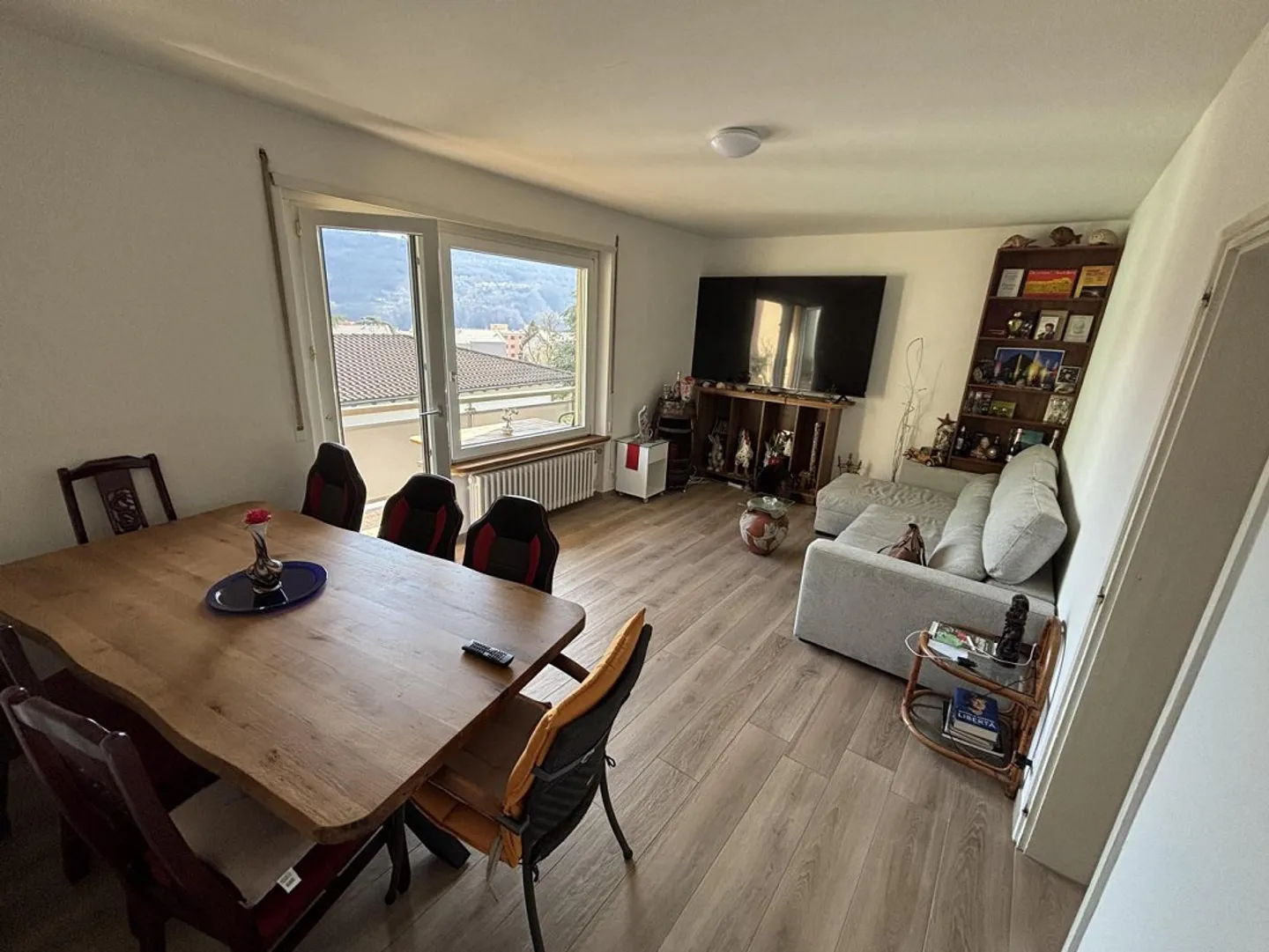 3.5-room apartment on the 3rd floor in a sunny location - Photo 2 of 15