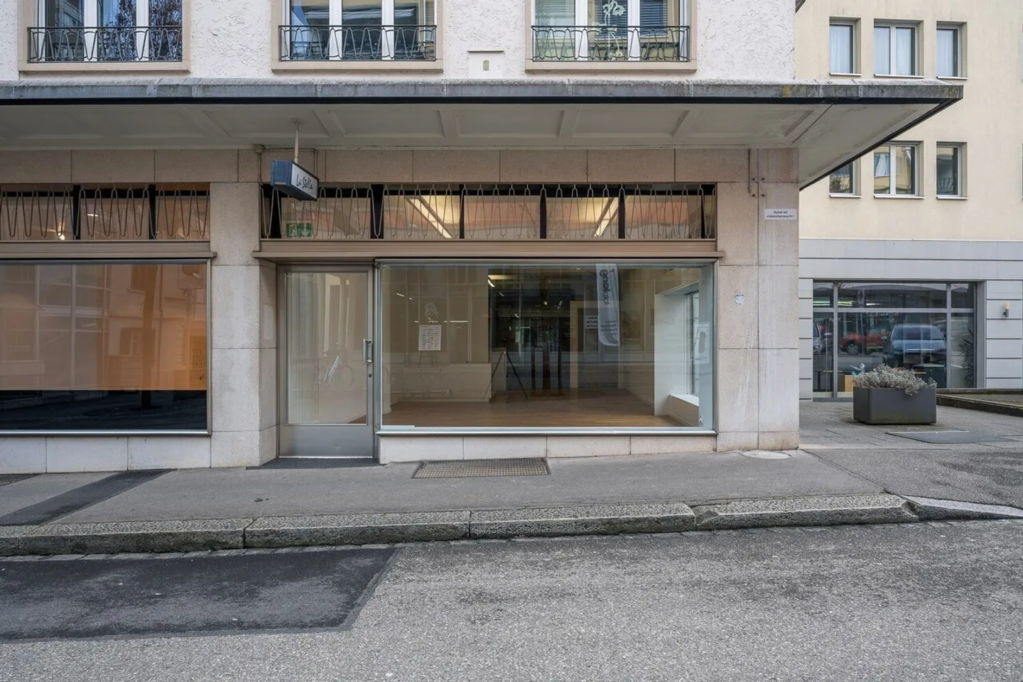 Il tuo nuovo spazio commerciale o di vendita nel mezzo della via del mercato - Foto 6 di 8