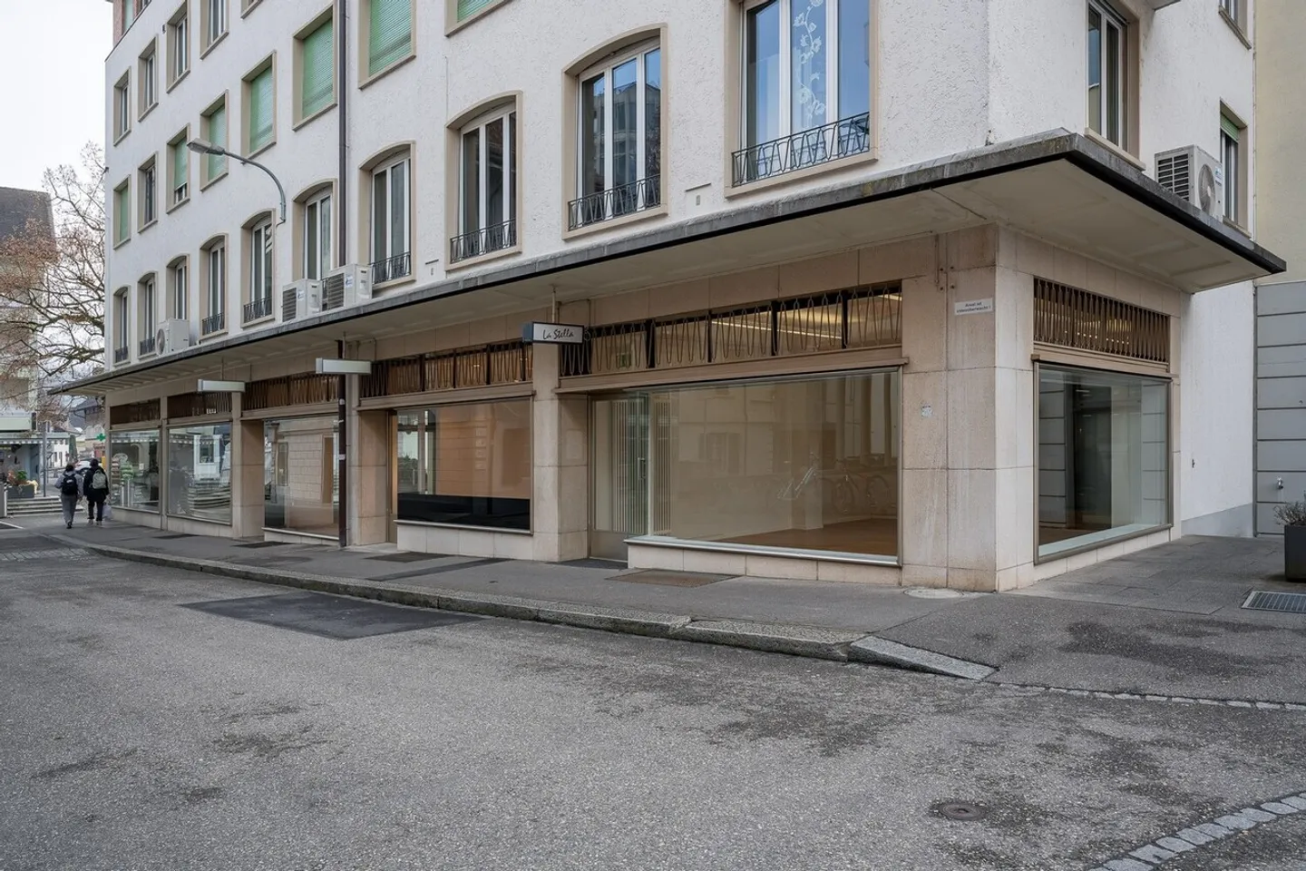 Il tuo nuovo spazio commerciale o di vendita nel mezzo della via del mercato - Foto 7 di 8