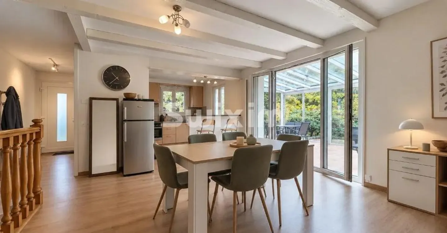 5-room apartment on garden level with basement Chambésy - Photo 3 of 7