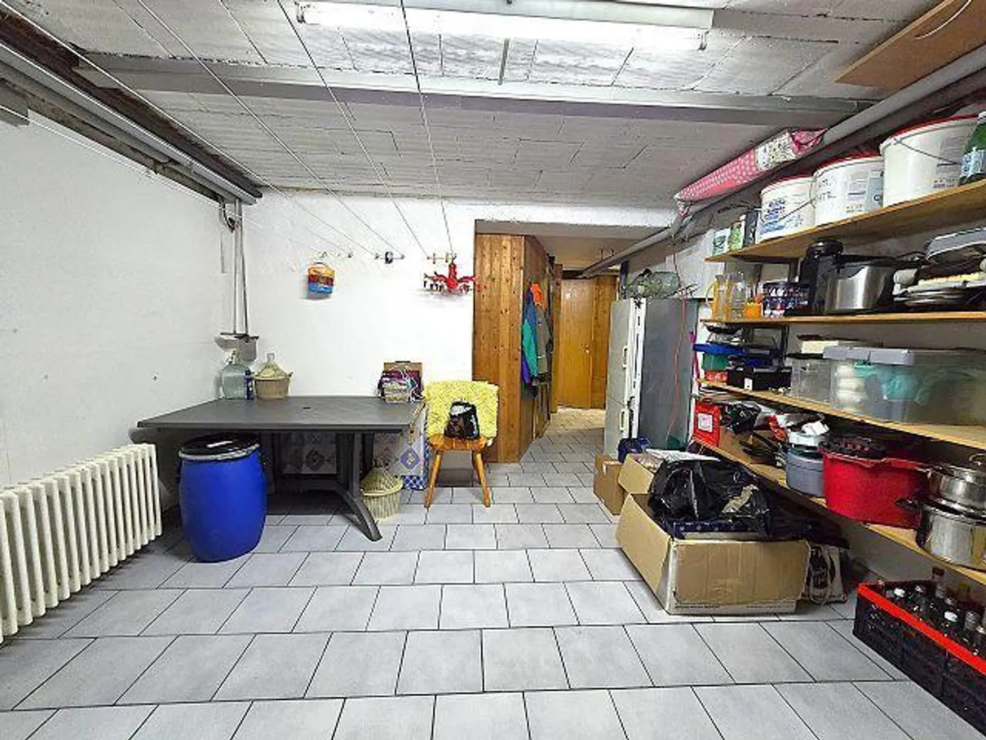 Schönes 5,5-Zimmer-Haus mit großem Grundstück und Garage, schöner Blick... - Foto 21 von 38