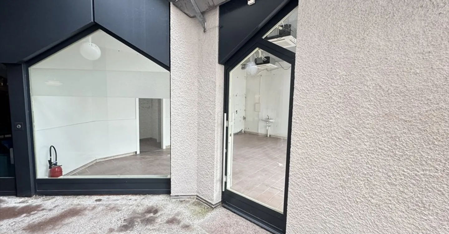 Edificio ad uso misto in affitto - Foto 9 di 10