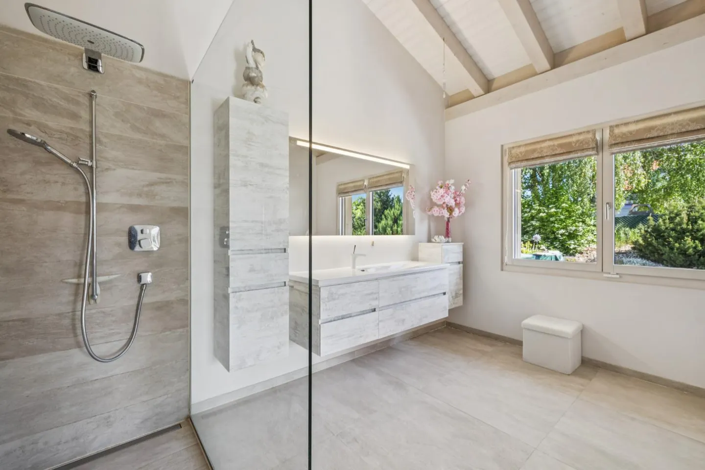 Villa contemporaine avec jardin - Photo 9 sur 10