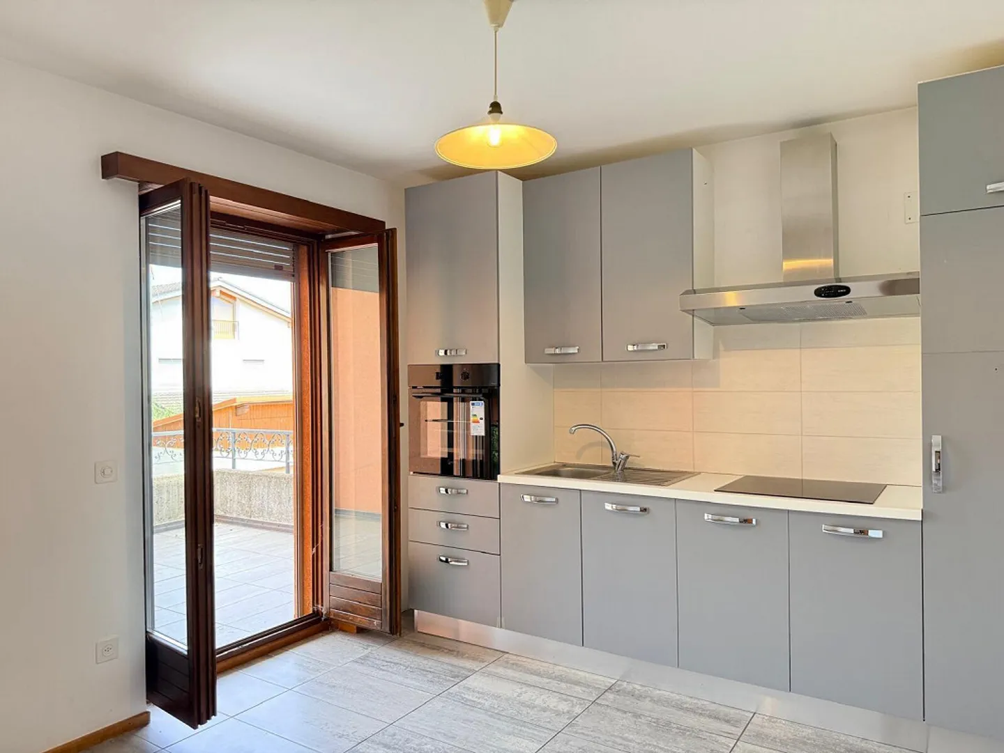 GERÄUMIGES UND SCHÖNES HAUS MIT HÖHLE IN GENESTRERIO - Foto 5 von 9