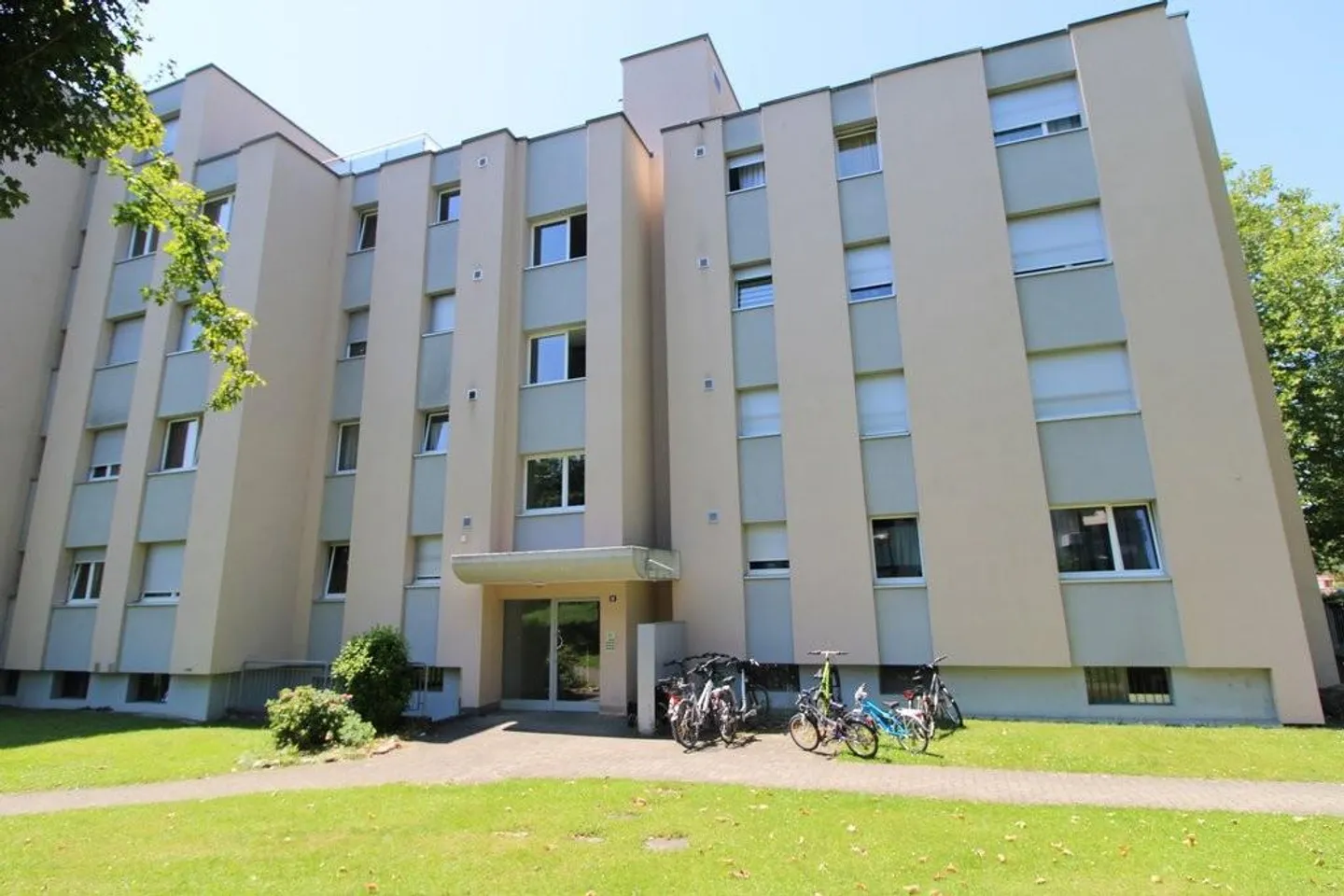 Helle 2.5-Zimmerwohnung in Schlieren zu vermieten - Photo 1 sur 7