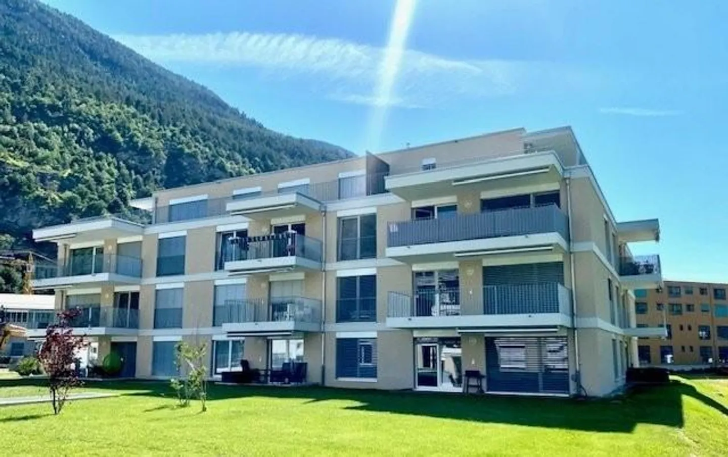 Vivere centrale, moderno e tranquillo - Foto 1 di 6