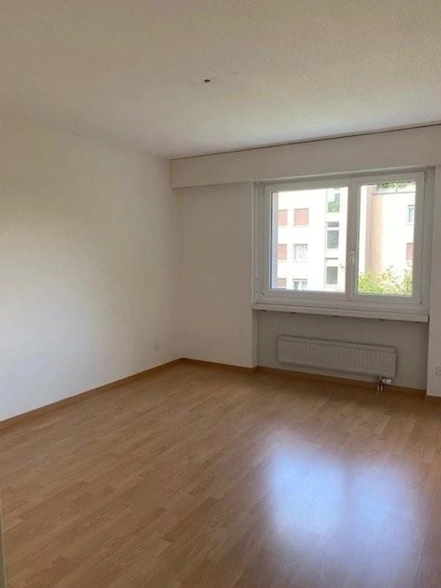 Helle 2.5-Zimmerwohnung in Schlieren zu vermieten - Photo 4 sur 7