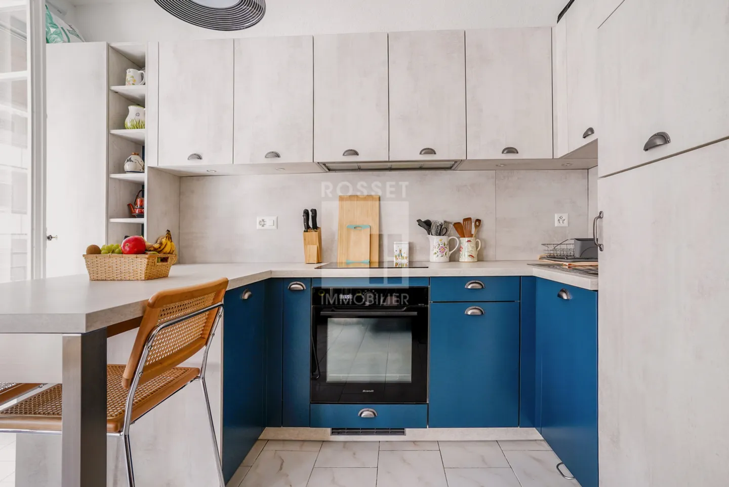 Exclusive: Pleasant 3-room apartment in the heart of La Servette - Photo 2 of 4