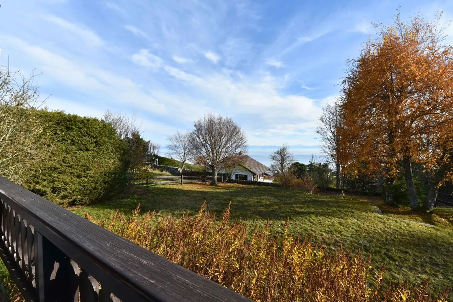 Charmantes Chalet mit freiem Blick in Bullet - Foto 8 von 9