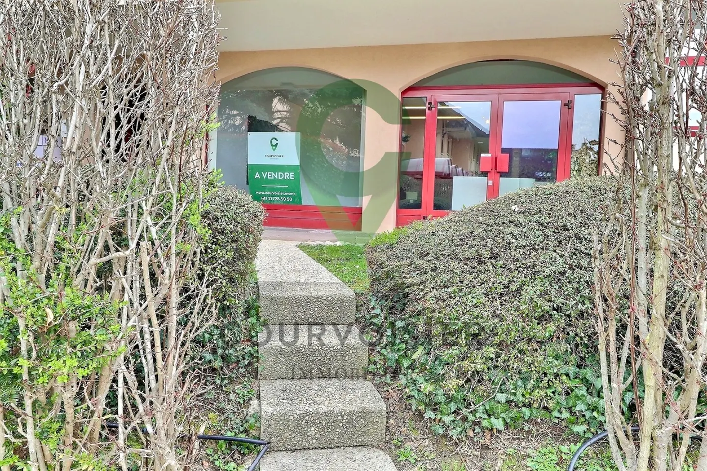 Opportunity to acquire 2 commercial premises - Photo 13 of 14