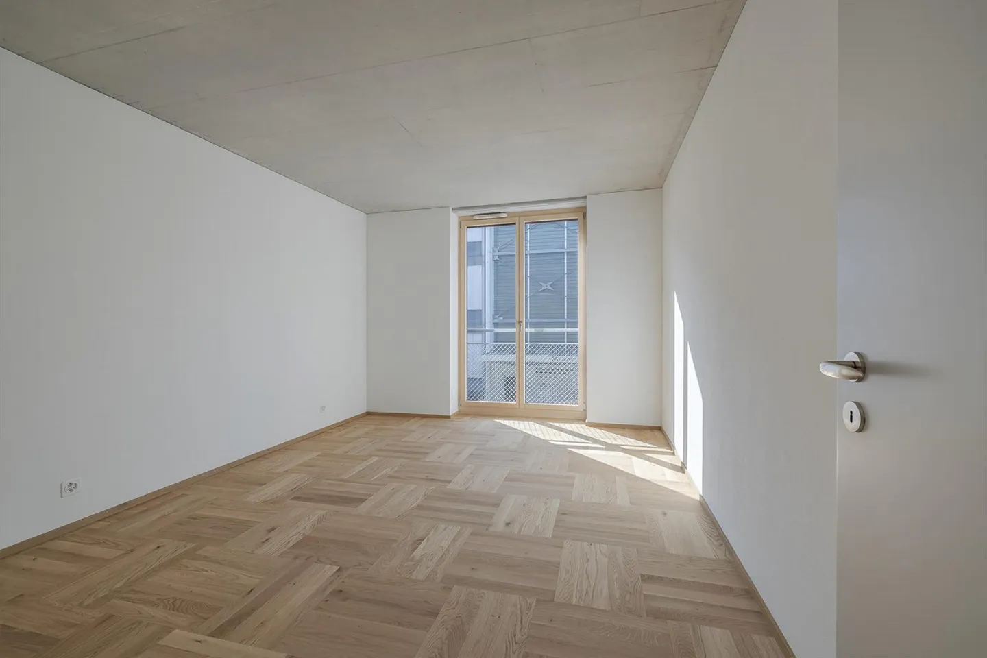 3.5 Room Apartment in Biel - Photo 3 of 13