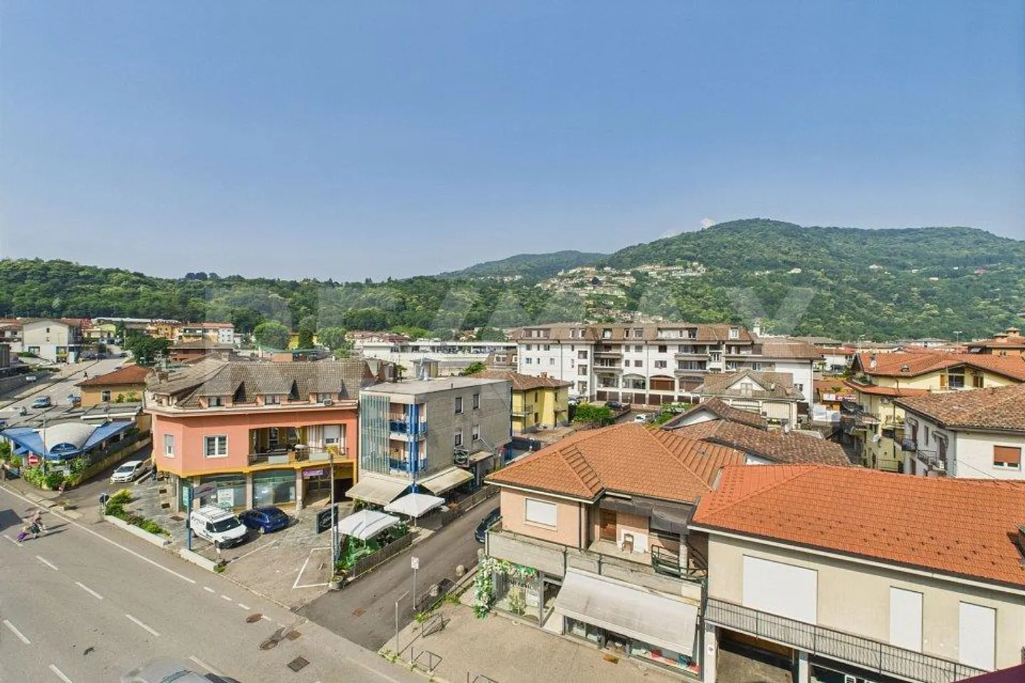 Appartamento in affitto - Foto 8 di 13