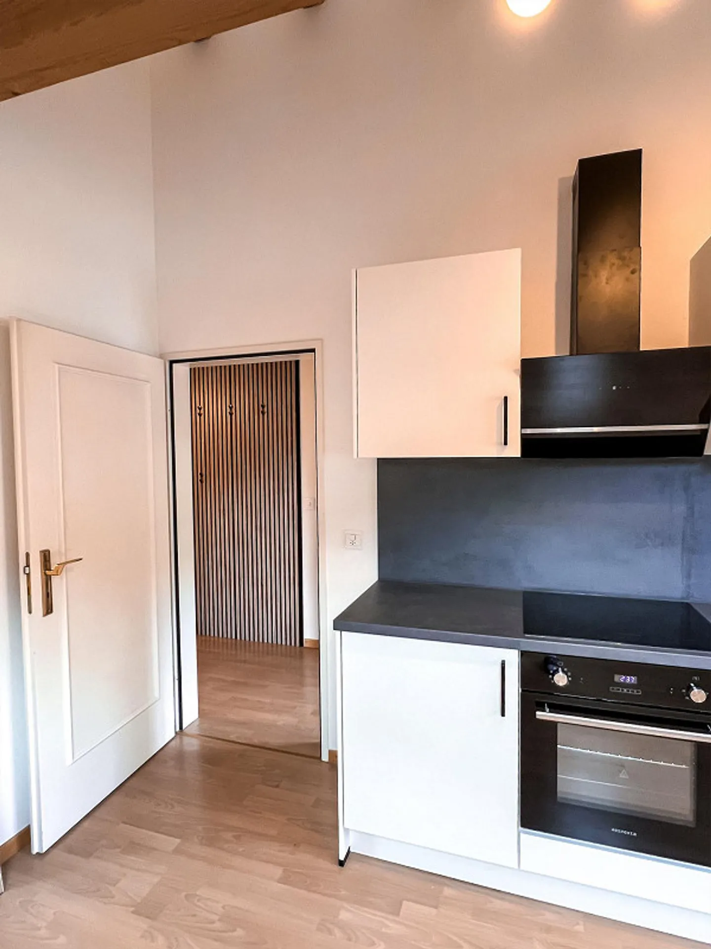 Charmante 2½ Zimmer-Wohnung - Foto 3 von 9