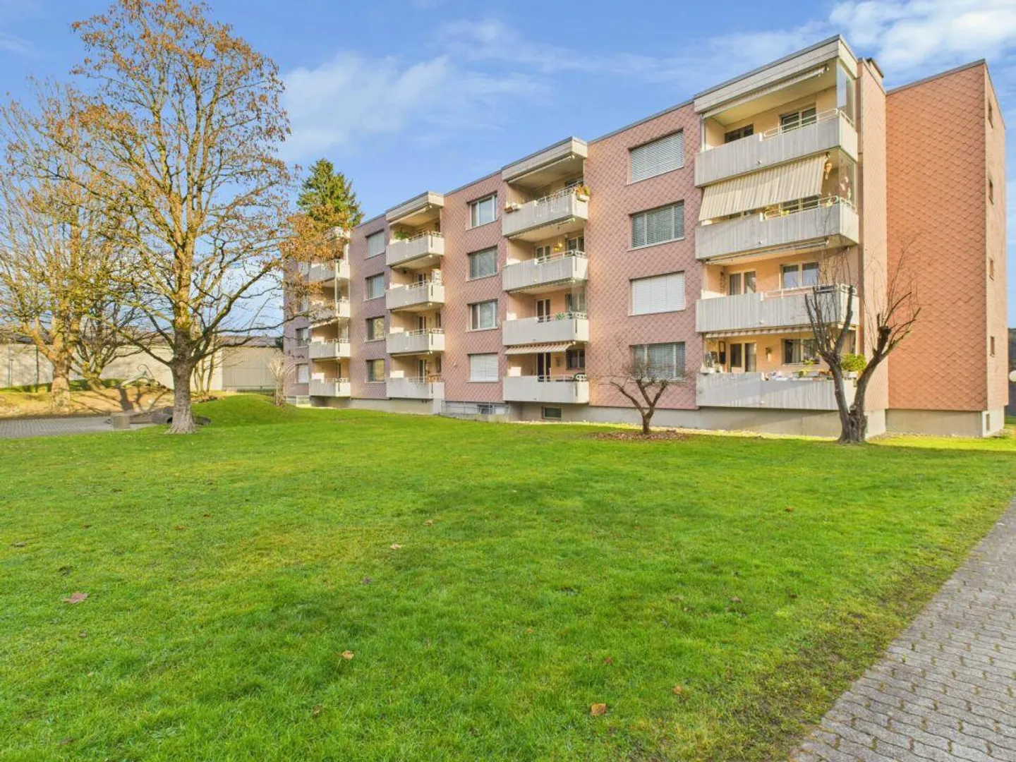 Appartement familial abordable - Photo 2 sur 18