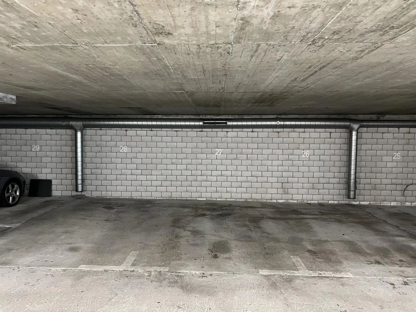 Parking space for rent in Aesch - Photo 4 of 6