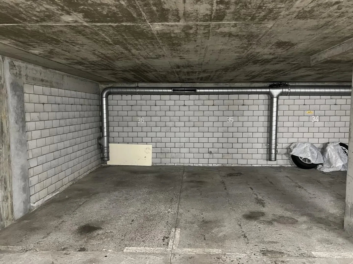 Parking space for rent in Aesch - Photo 5 of 6