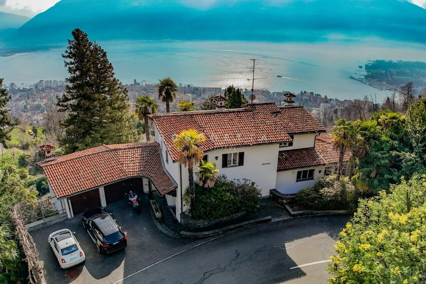 Villa avec grand terrain constructible et vue sur le lac Majeur - Photo 6 sur 7