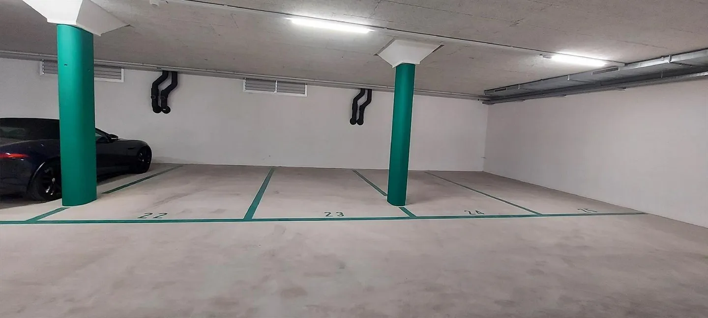 Posti auto sotterranei o posti auto in affitto - Foto 4 di 10