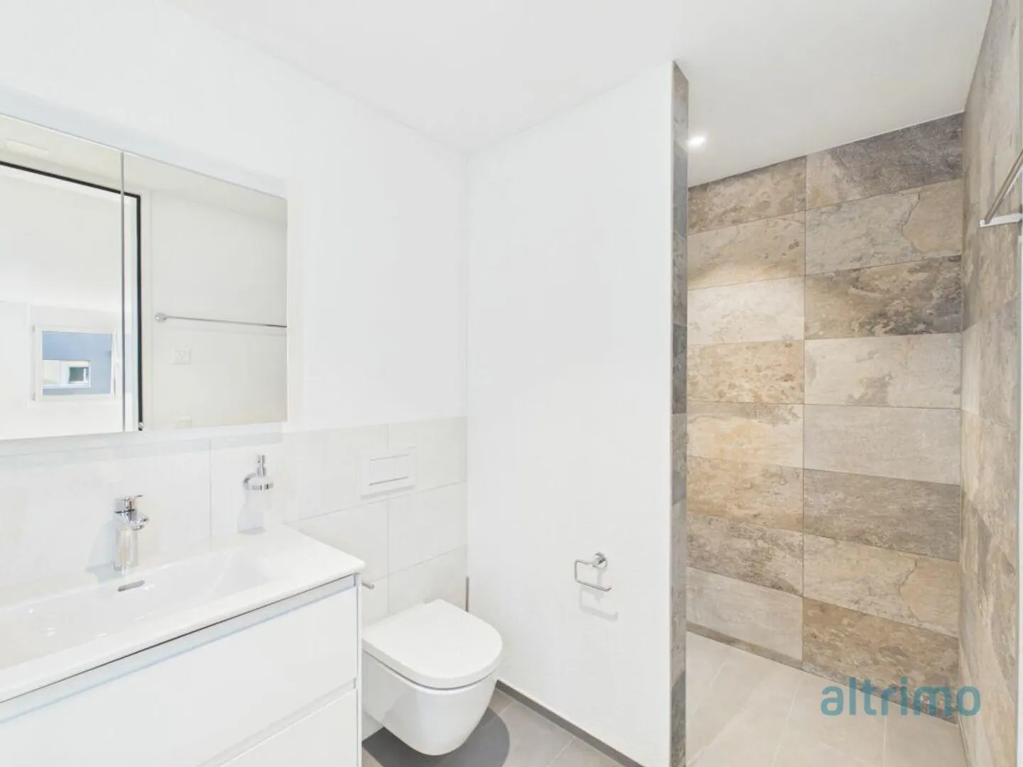 Prima occupazione: appartamento di 3,5 locali di alta qualità con vista magnifica - Foto 6 di 13