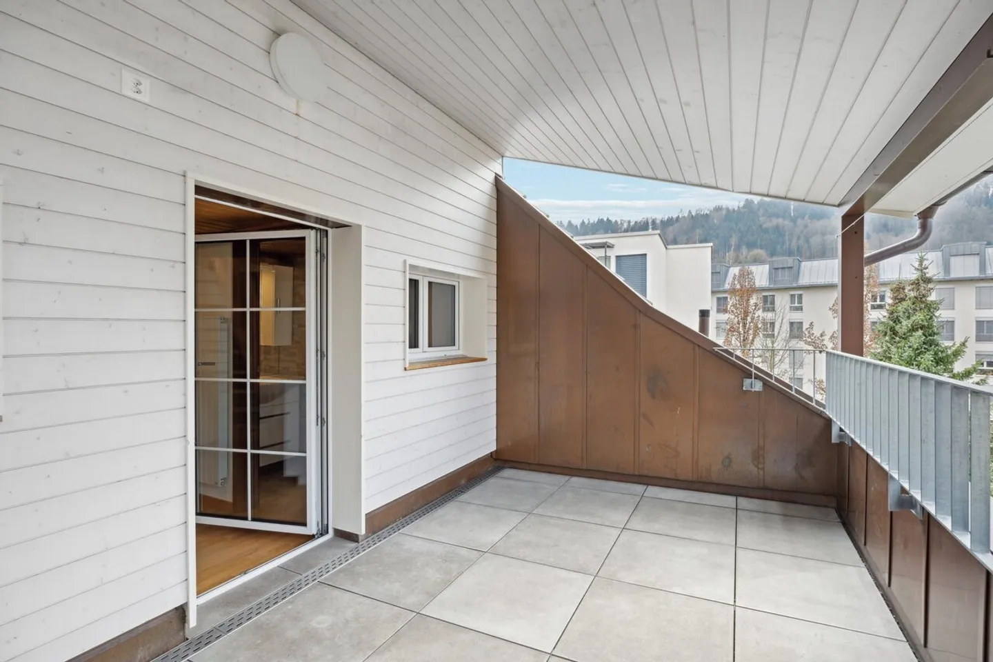 Historical and fully renovated rarity in an ideal location - Photo 8 of 9