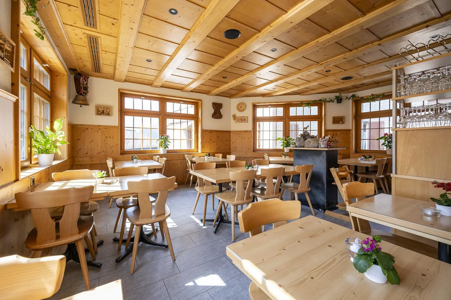 Charmantes Restaurant in Mürren - Foto 4 von 12