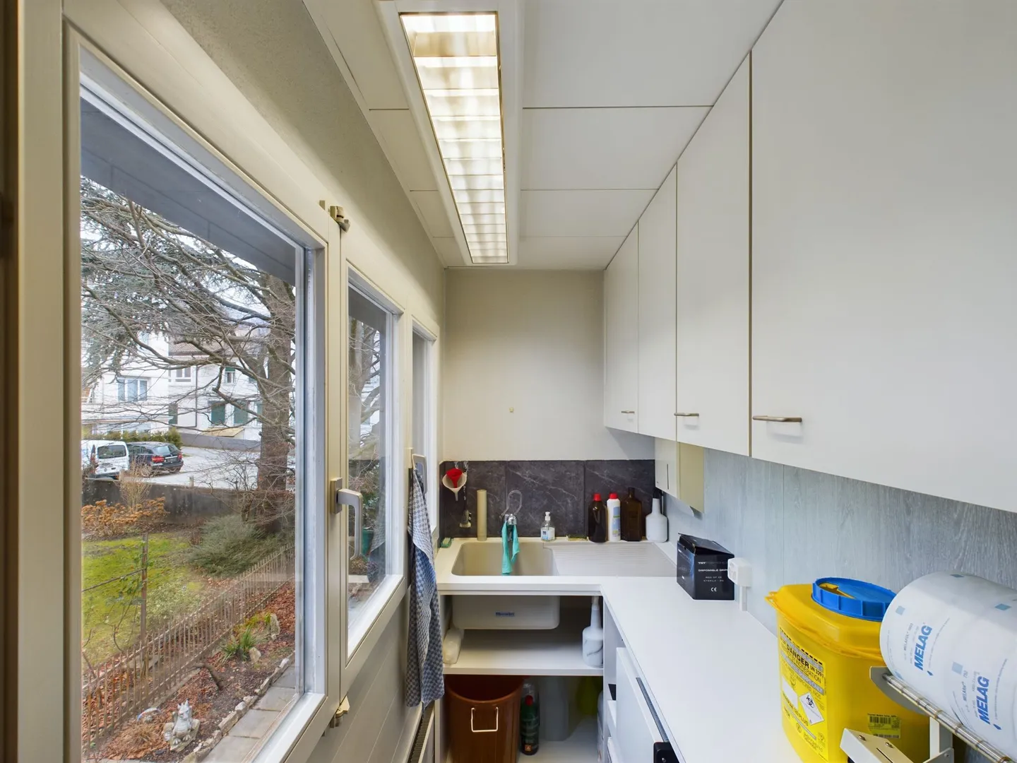 Espace commercial avec sauna et espace extérieur - idéal pour des concepts créatifs - Photo 10 sur 16