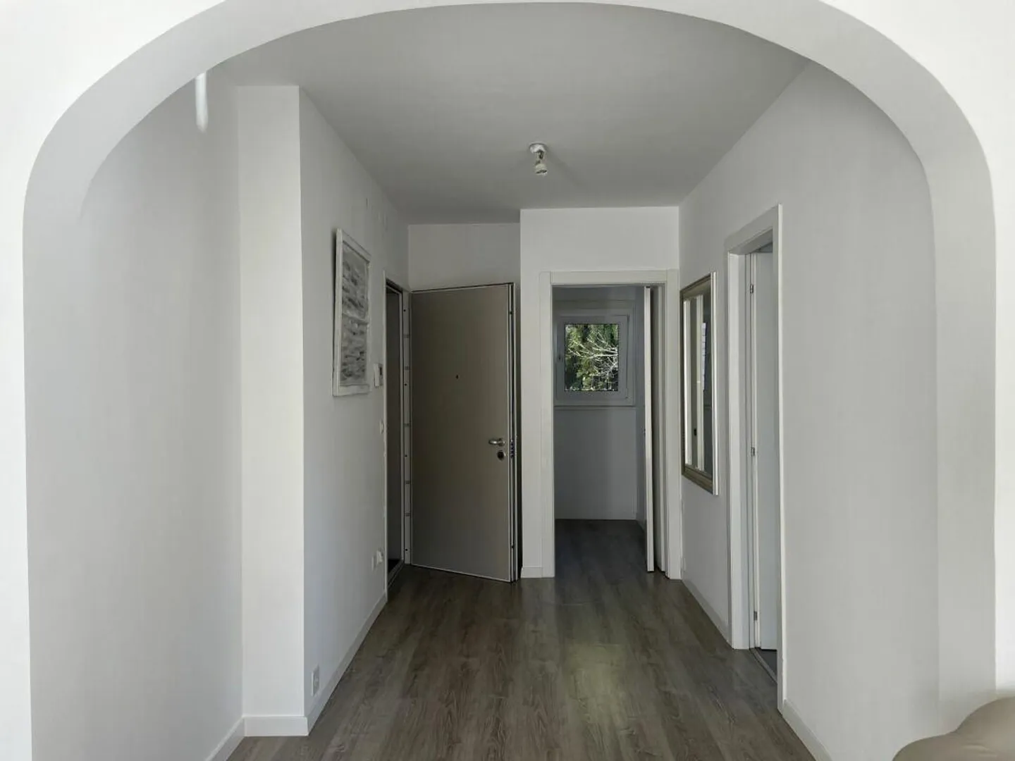 LUGANO | 92 m2 | 2.5 MEUBLÉ | À CÔTÉ DE VILLA SASSA - Photo 8 sur 13
