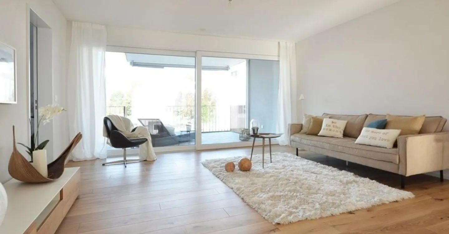 Modern Family Apartment - Photo 2 of 8