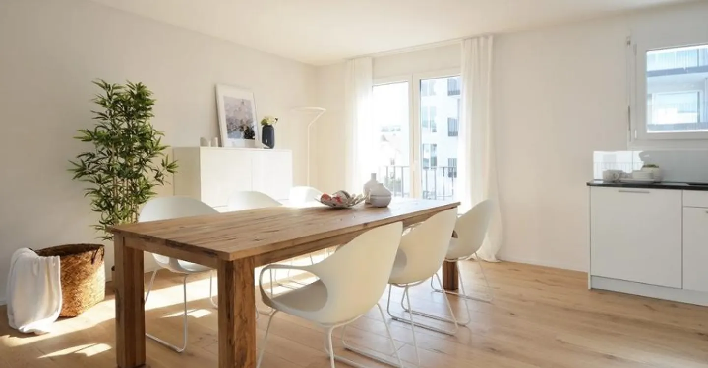 Modern Family Apartment - Photo 3 of 8