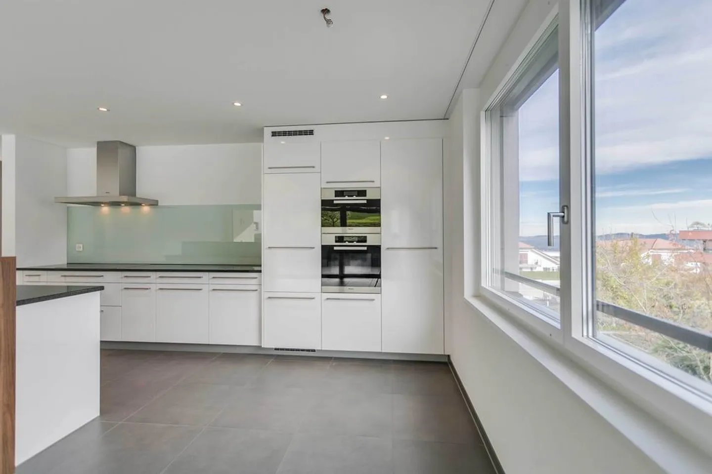 Sunny Prospects for Families - Photo 3 of 10