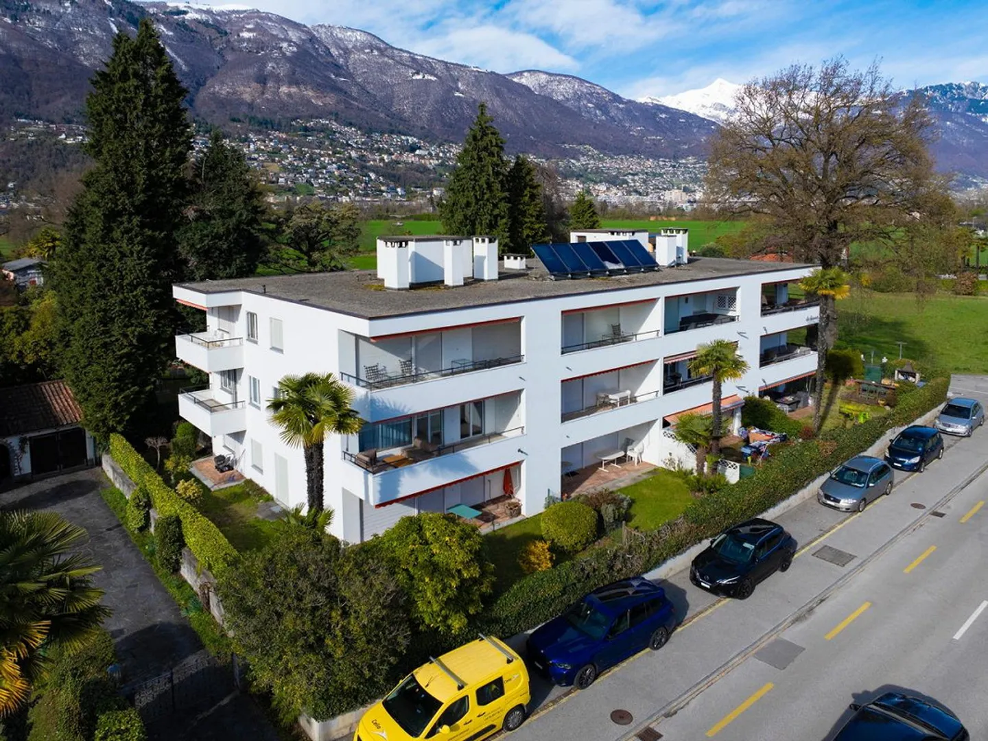 Appartement Attique Spacieux - Photo 2 sur 8