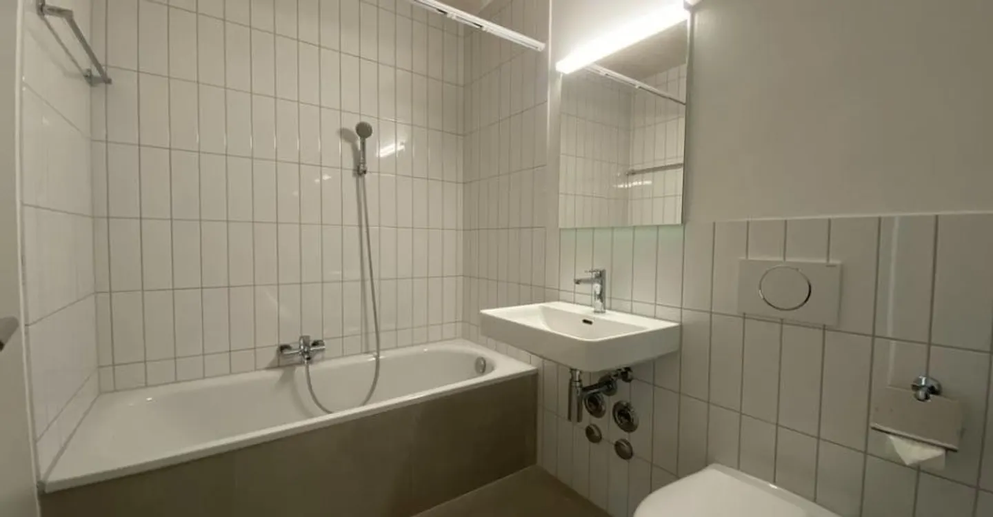 A Happy Apartment Start - Photo 6 of 6