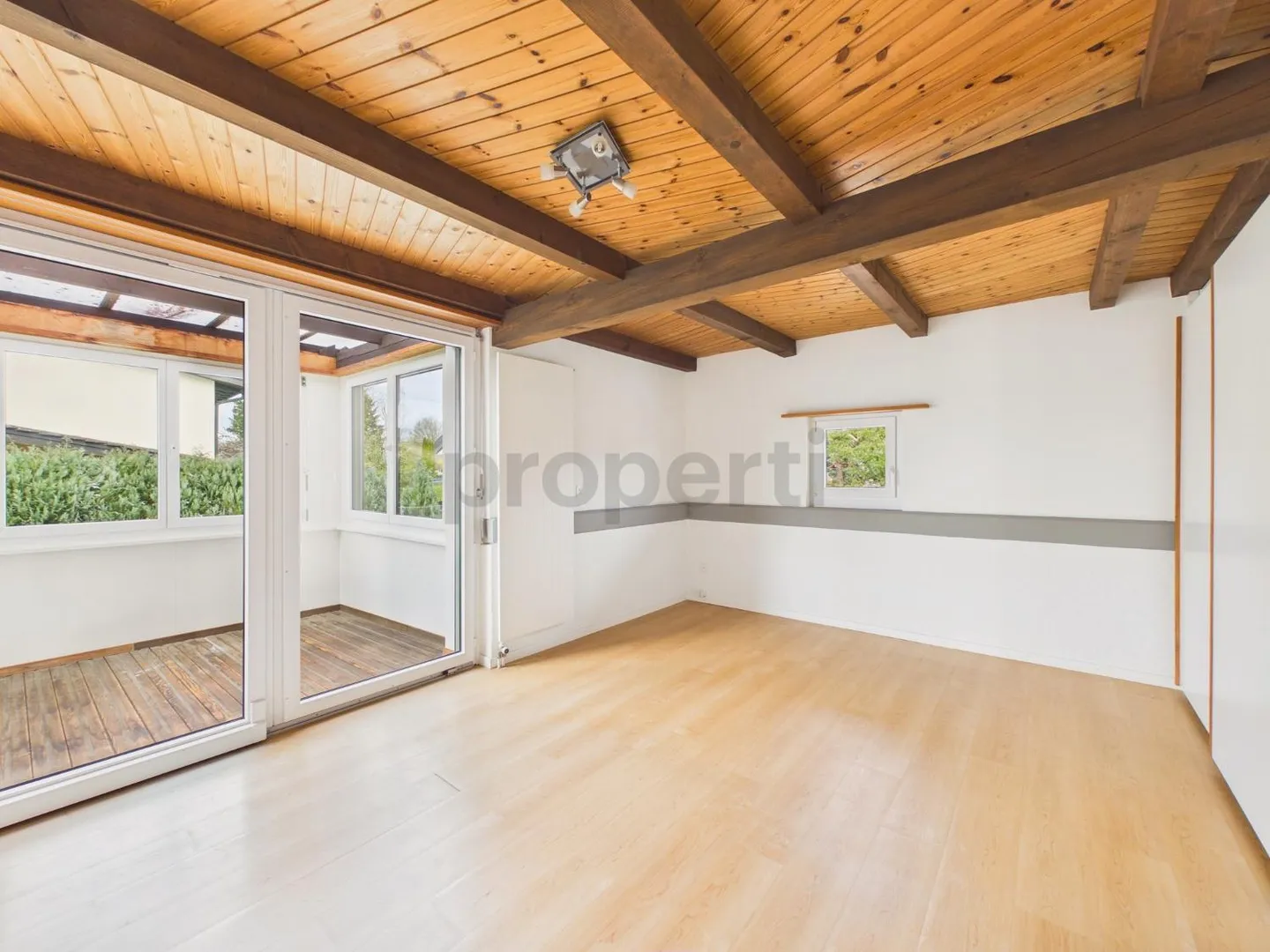 Luminoso duplex di 5,5 stanze con terrazza, giardino d'inverno e balcone, Dietlikon - Foto 7 di 10