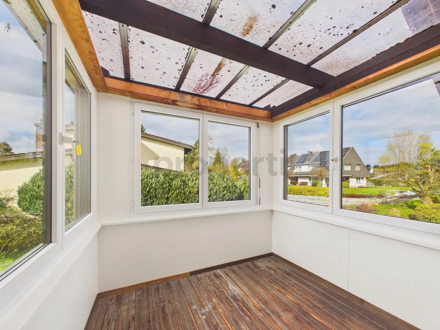 Luminoso duplex di 5,5 stanze con terrazza, giardino d'inverno e balcone, Dietlikon - Foto 8 di 10