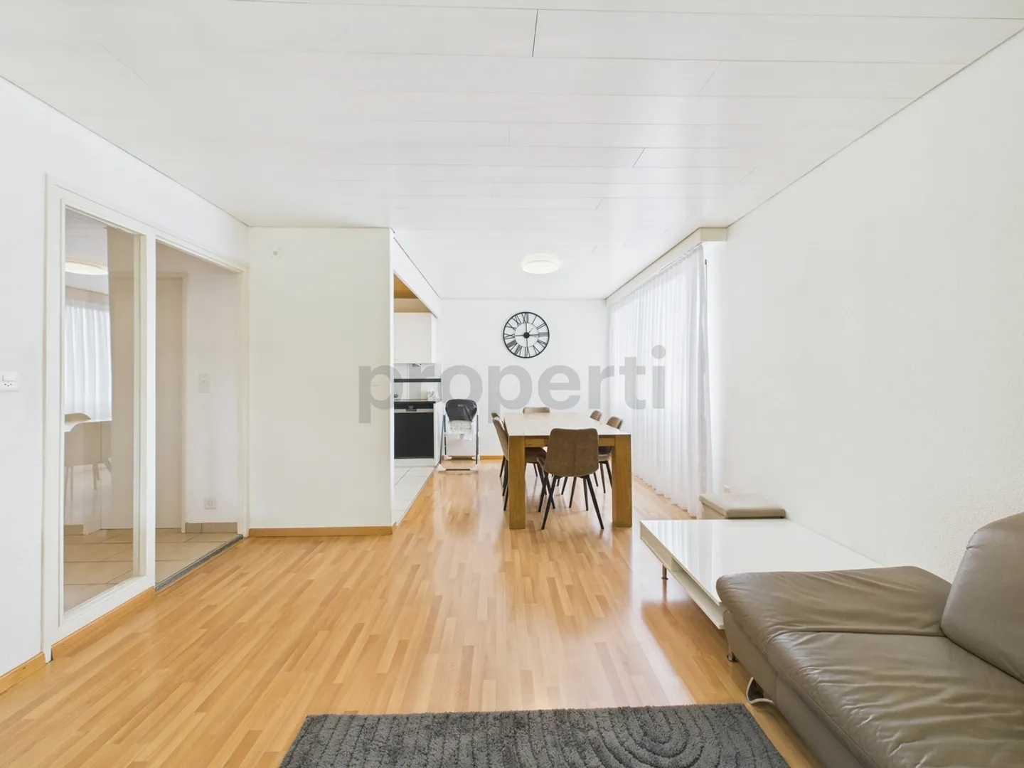 Appartement rénové de 4,5 pièces à Trimbach - Photo 1 sur 13