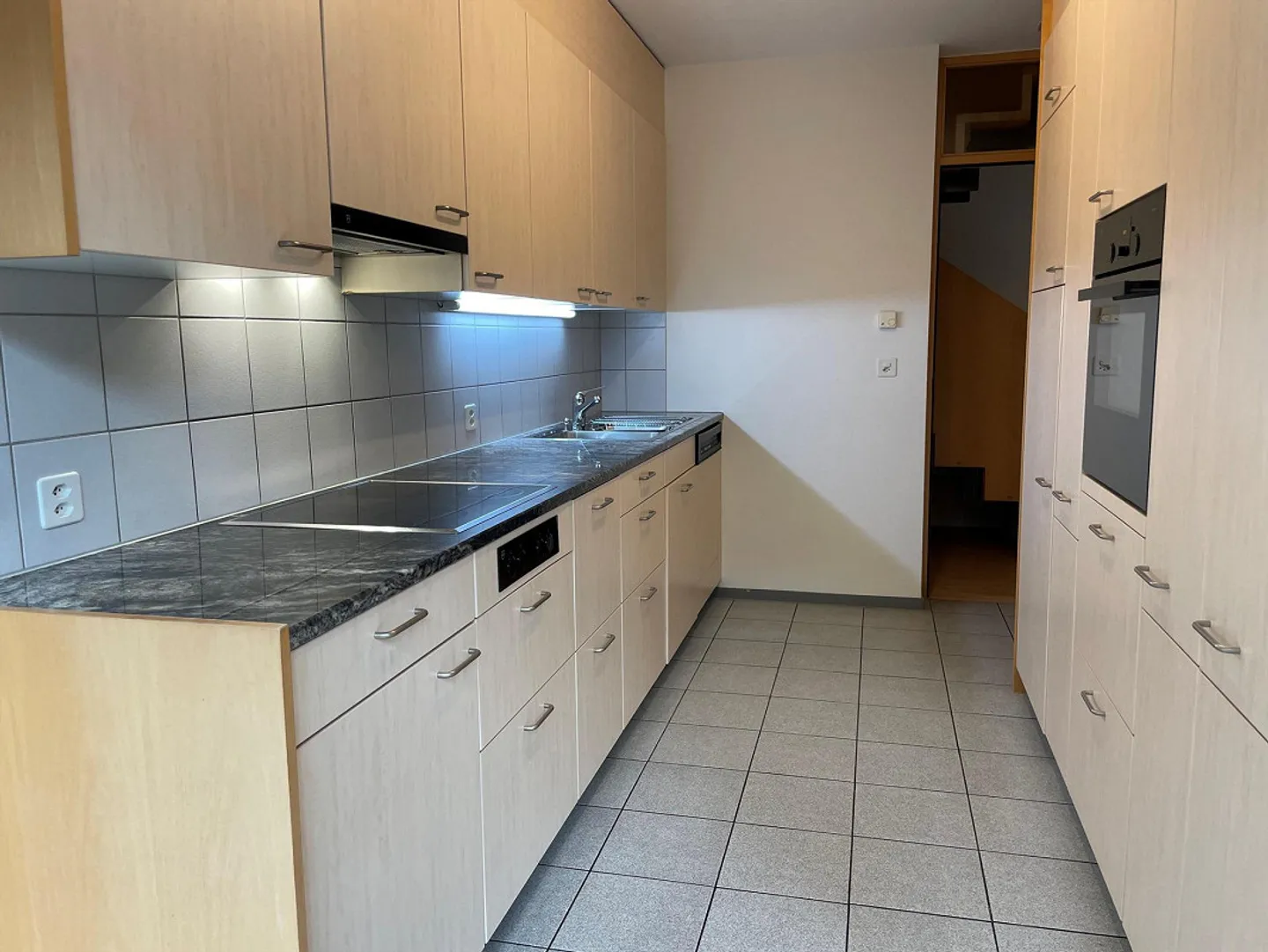 Large Family Apartment with Garden - Photo 7 of 12