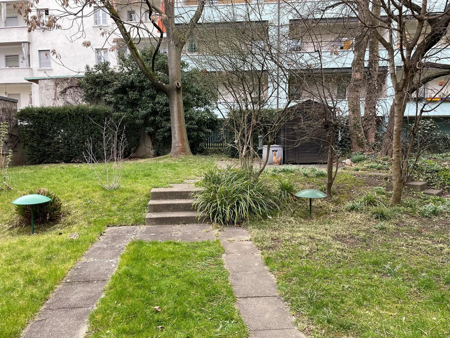 Large Family Apartment with Garden - Photo 8 of 12