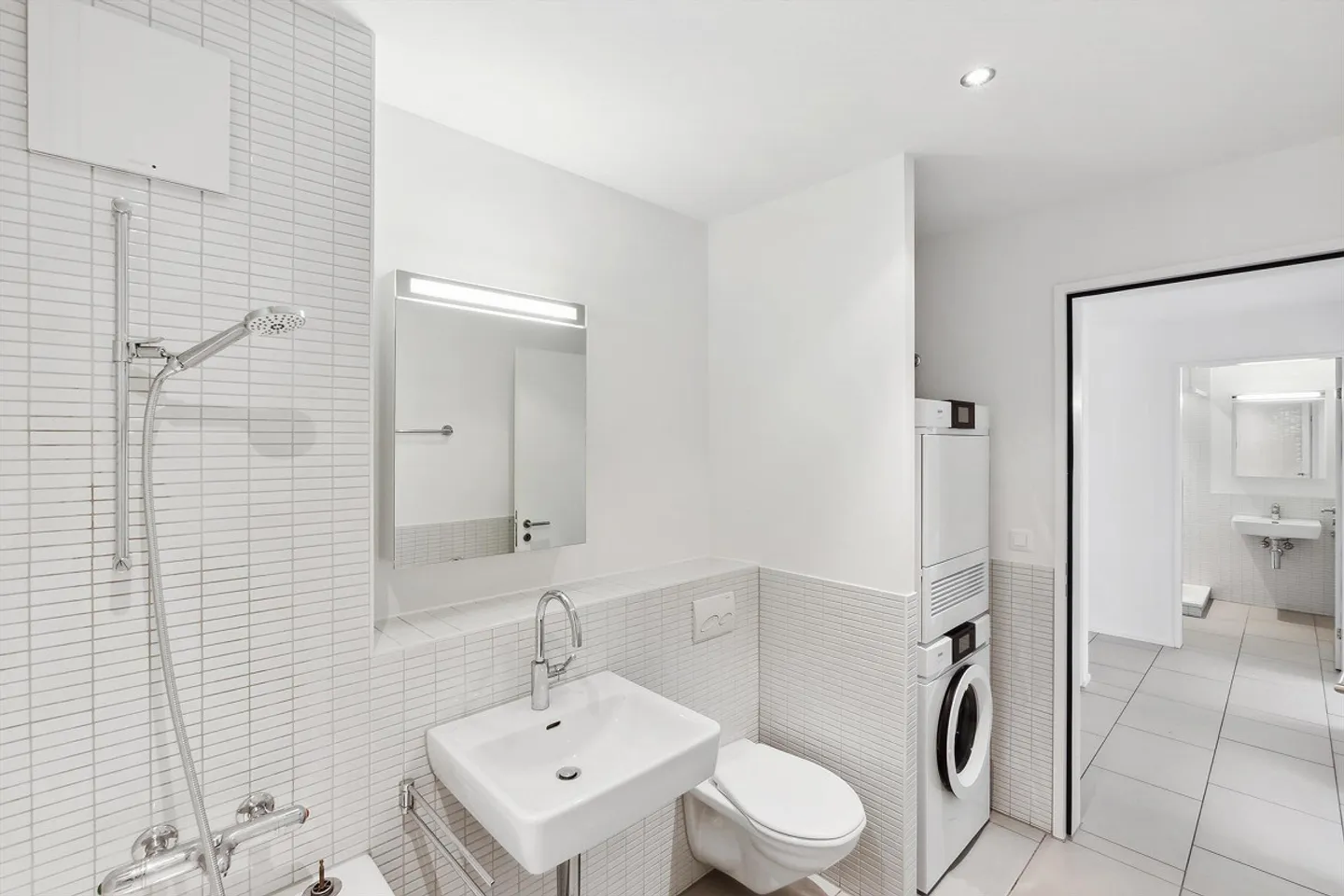 3.5-room apartment on the 2nd floor for rent in 8048 Zurich - Photo 7 of 9