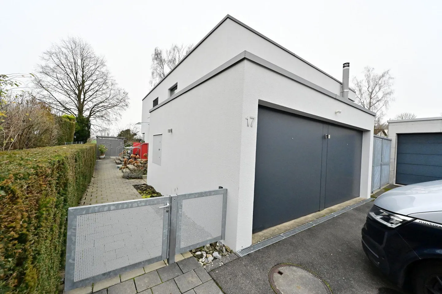 Maison jumelée attrayante de 5,5 pièces - Photo 4 sur 17