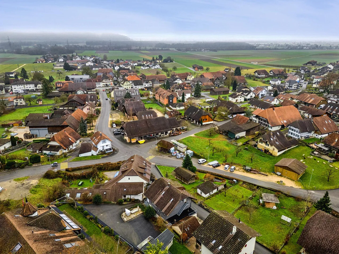 Modern renovated multi-family house with three units in a quiet location - Photo 13 of 13