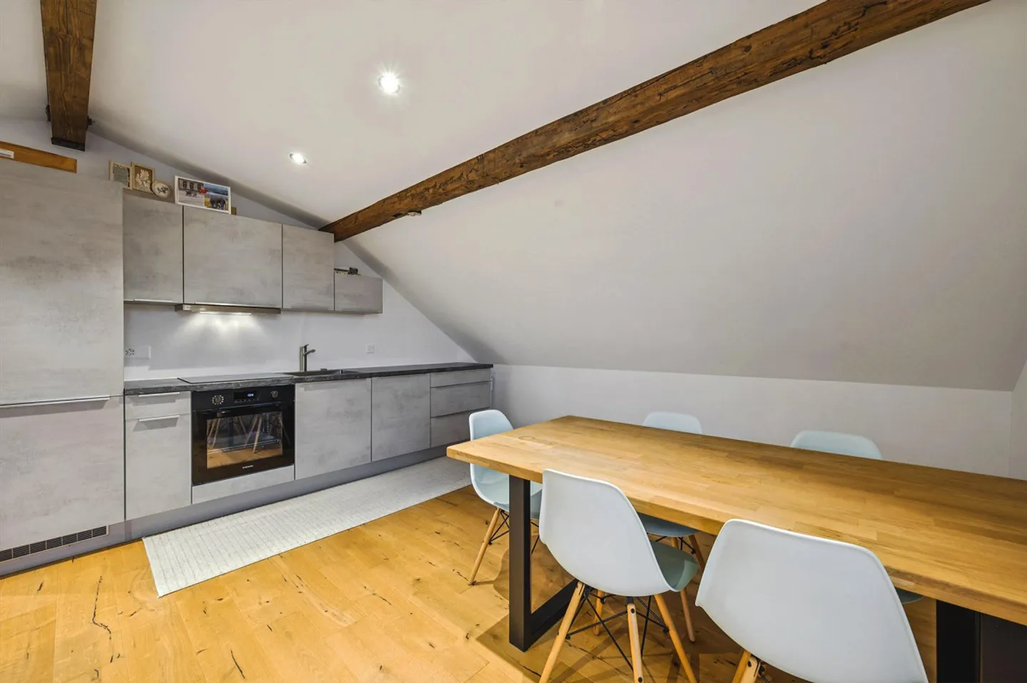 Modern renovated multi-family house with three units in a quiet location - Photo 7 of 13